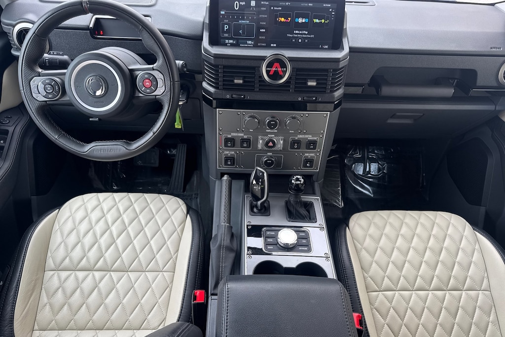 2024 Ineos Grenadier photo 3