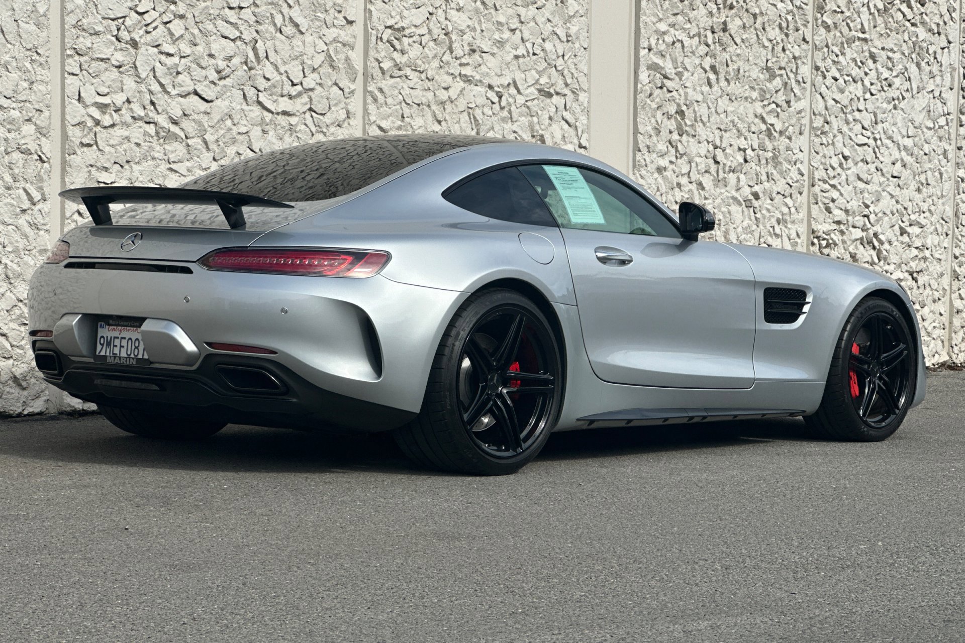 2019 Mercedes Benz AMG GT GT C photo 2