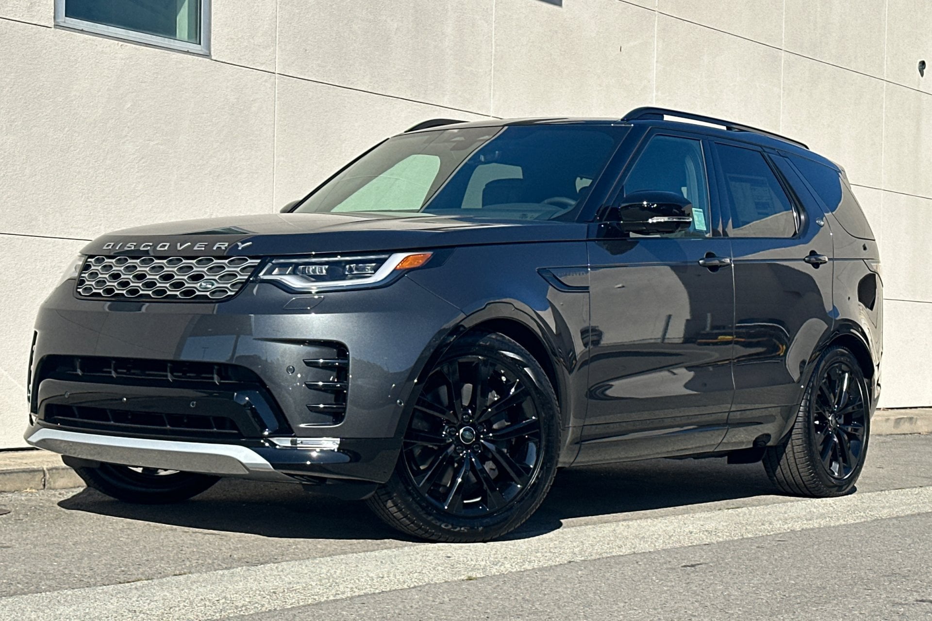 2026 Land Rover Discovery