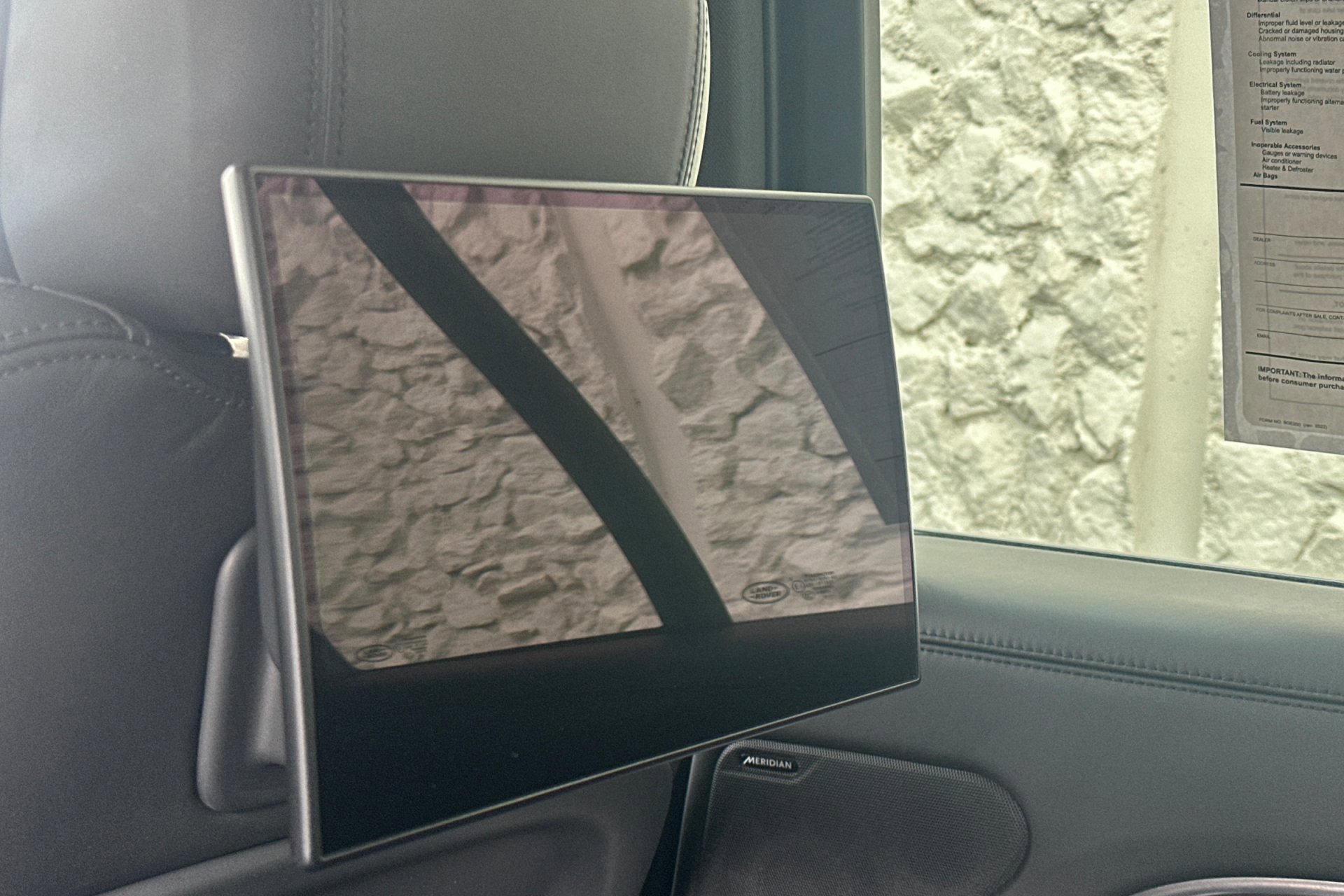 2023 Land Rover Range Rover SE - Photo 17