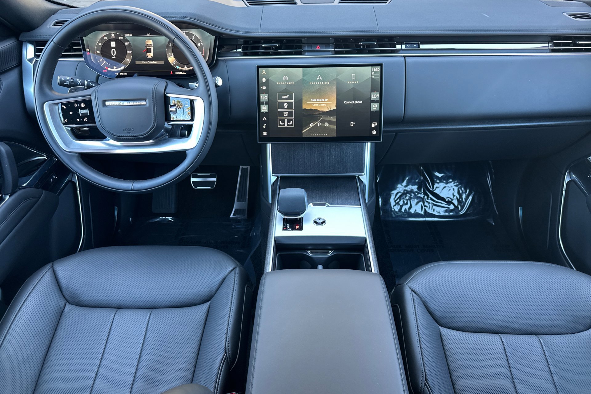 2025 Land Rover Range Rover SE photo 3