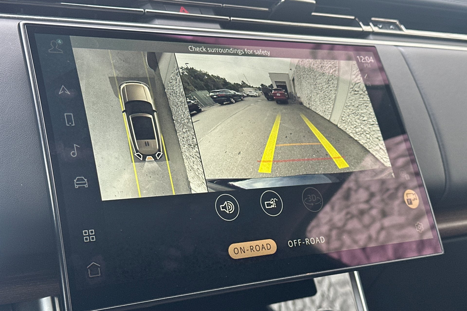 2023 Land Rover Range Rover SE - Photo 23