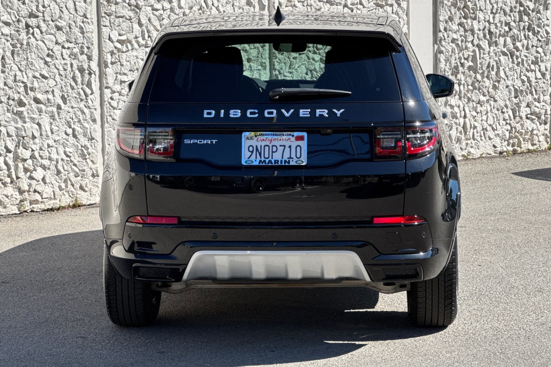 2024 Land Rover Discovery Sport Core S photo 6