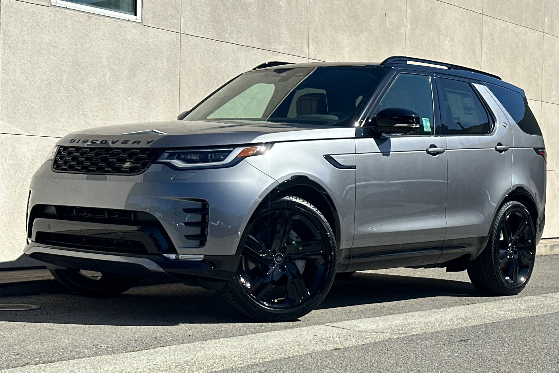 2026 Land Rover Discovery