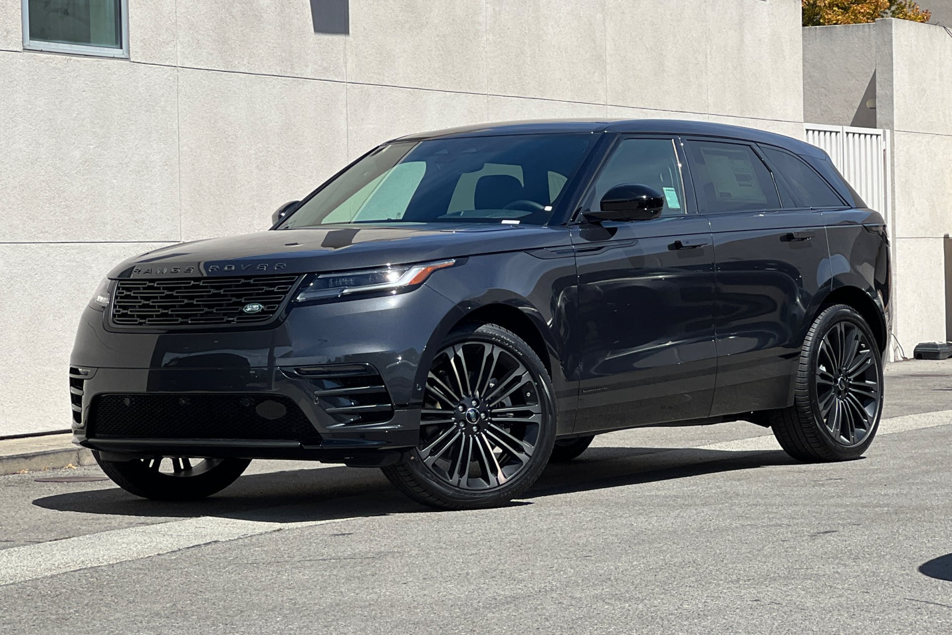 2026 Land Rover Range Rover Velar