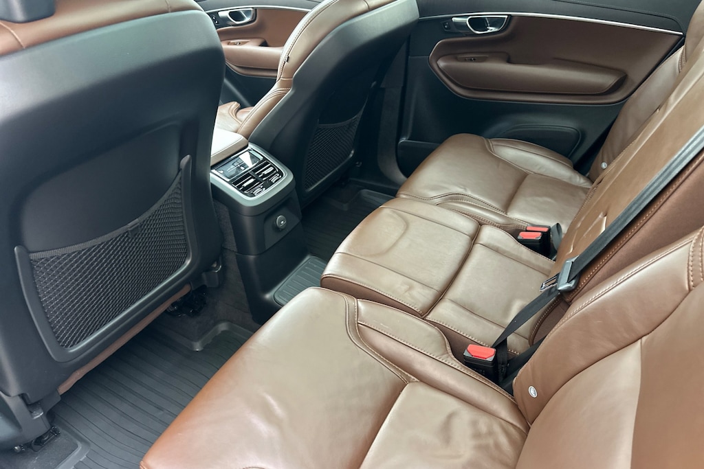 Used 2022 Volvo XC90 Recharge Plug-In Hybrid Inscription SUV