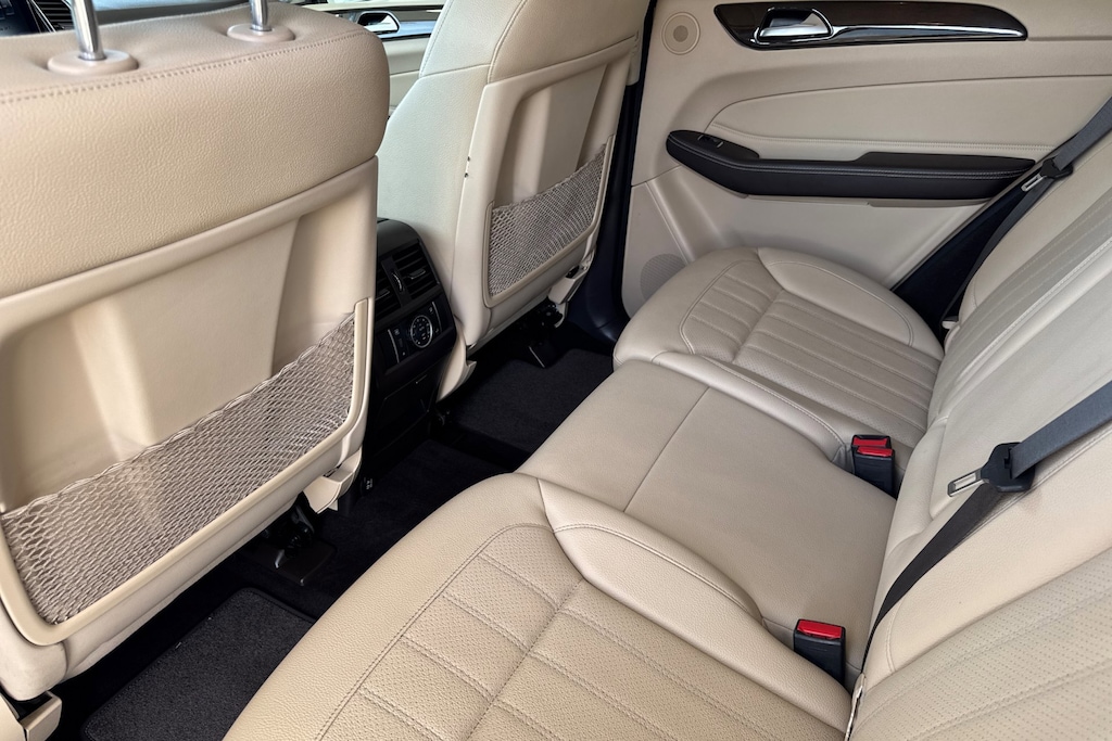 2017 Mercedes Benz GLE 350 4MATIC photo 3