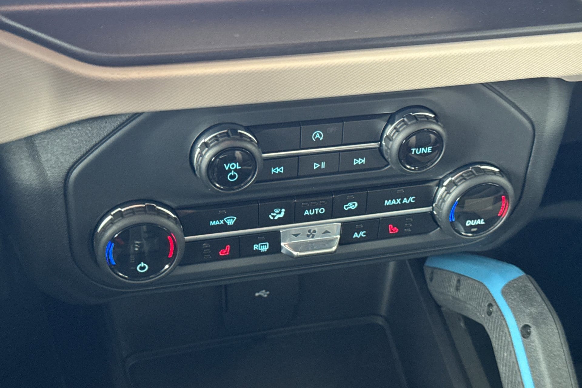 2023 Ford Bronco 4-Door Wildtrak - Photo 23