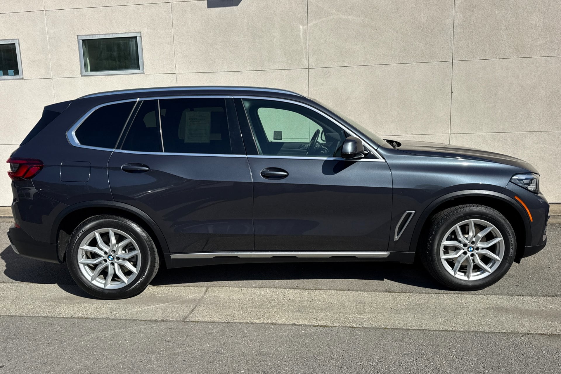 2020 BMW X5 sDrive40i photo 3