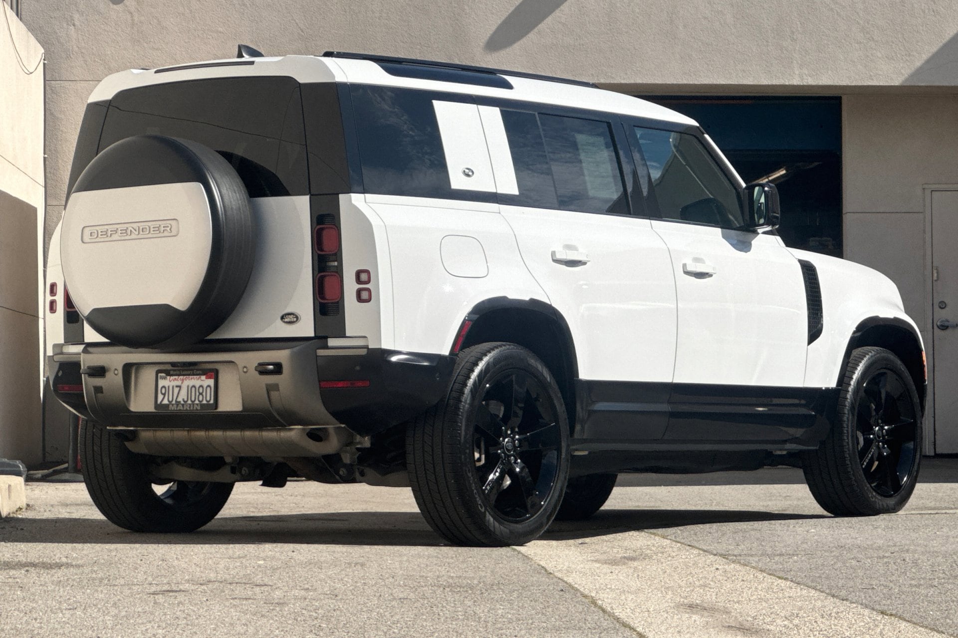 2022 Land Rover Defender X-Dynamic HSE