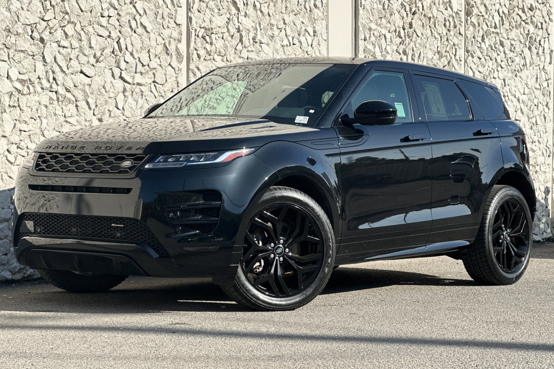 2022 Land Rover Range Rover Evoque S's photo