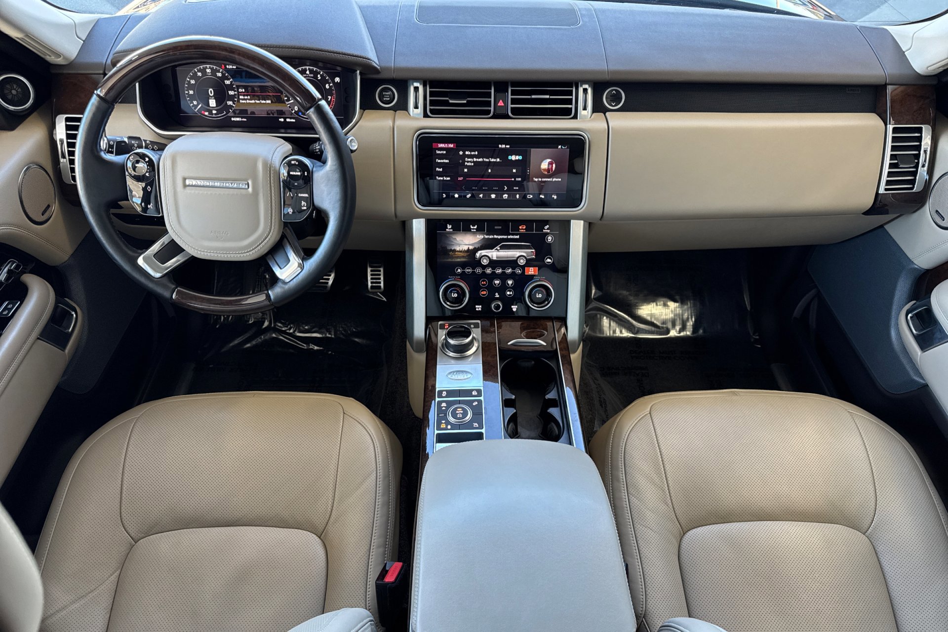 2021 Land Rover Range Rover P525 Westminster photo 2