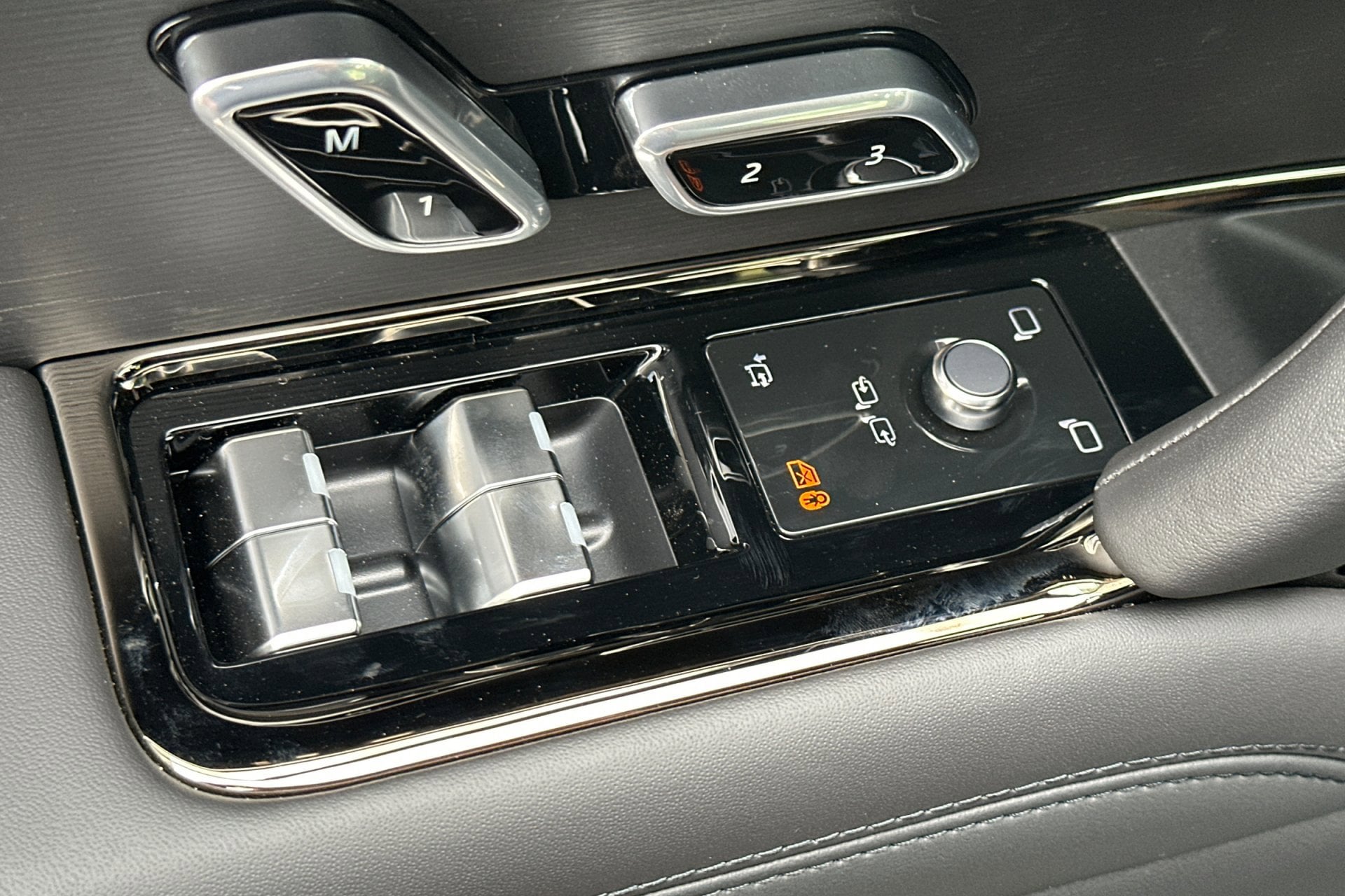 2025 Land Rover Range Rover Sport Dynamic SE - Photo 15
