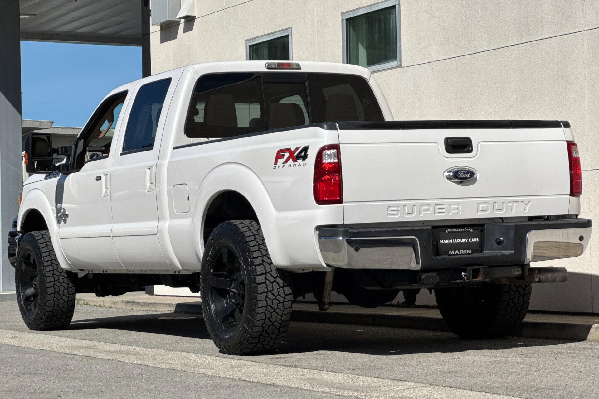 2016 Ford Super Duty F-250 SRW Lariat photo 5