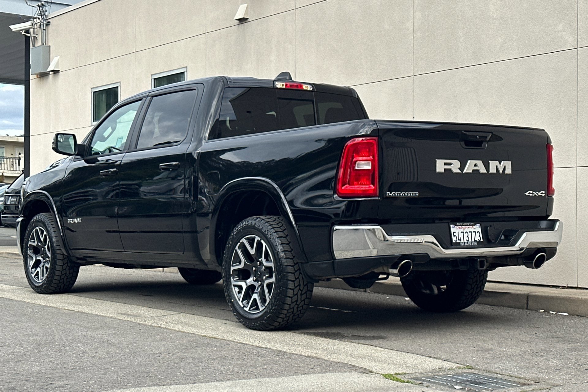 2025 Ram 1500 Laramie photo 5