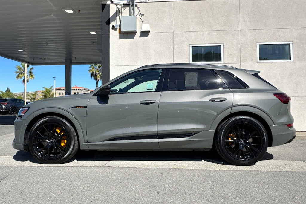 2023 Audi e-tron Prestige quattro Chronos Edition photo 4