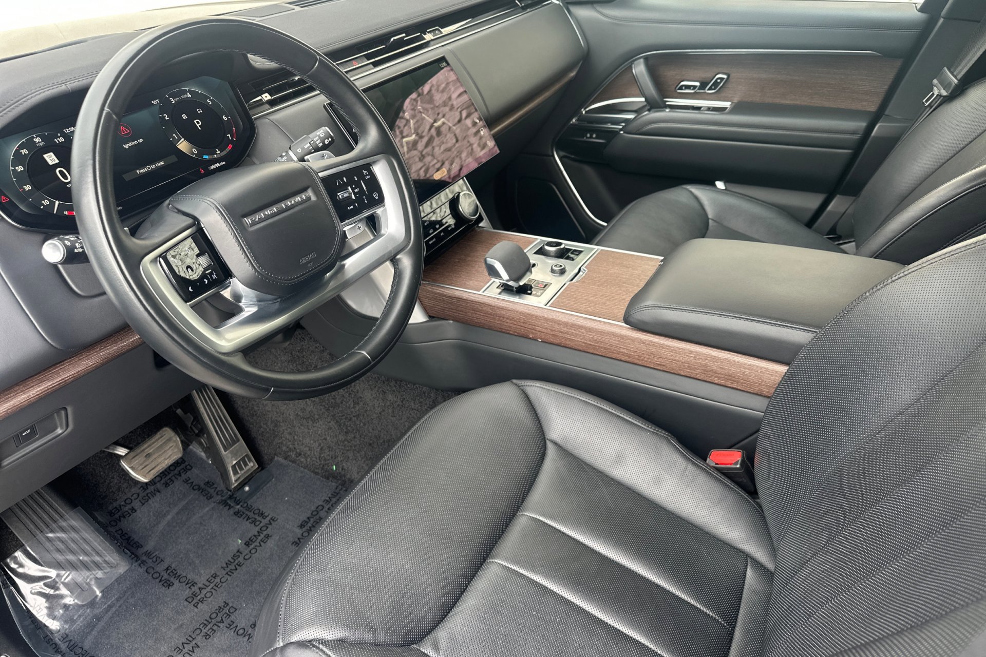 2023 Land Rover Range Rover SE - Photo 13