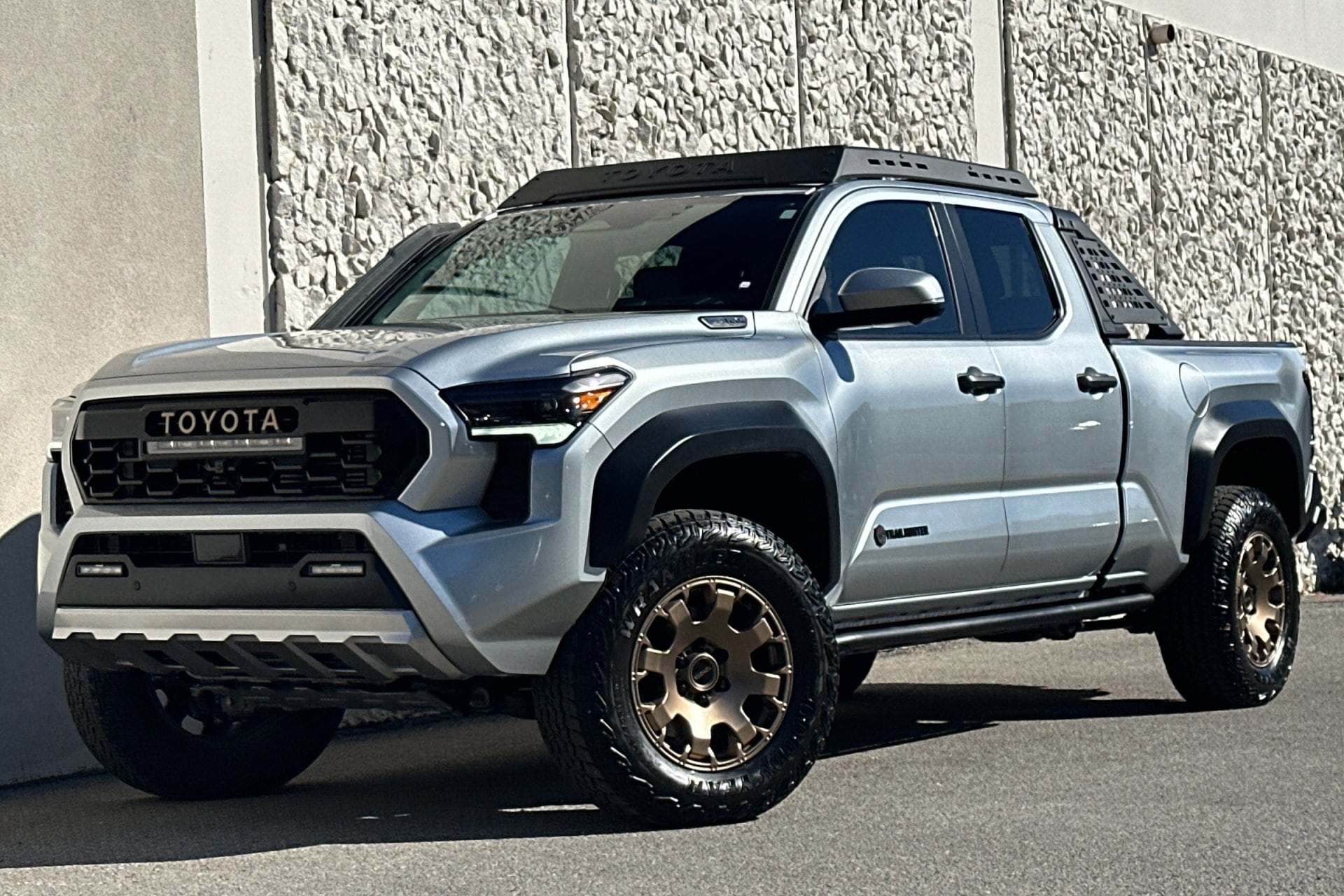 2024 Toyota Tacoma Trailhunter's photo