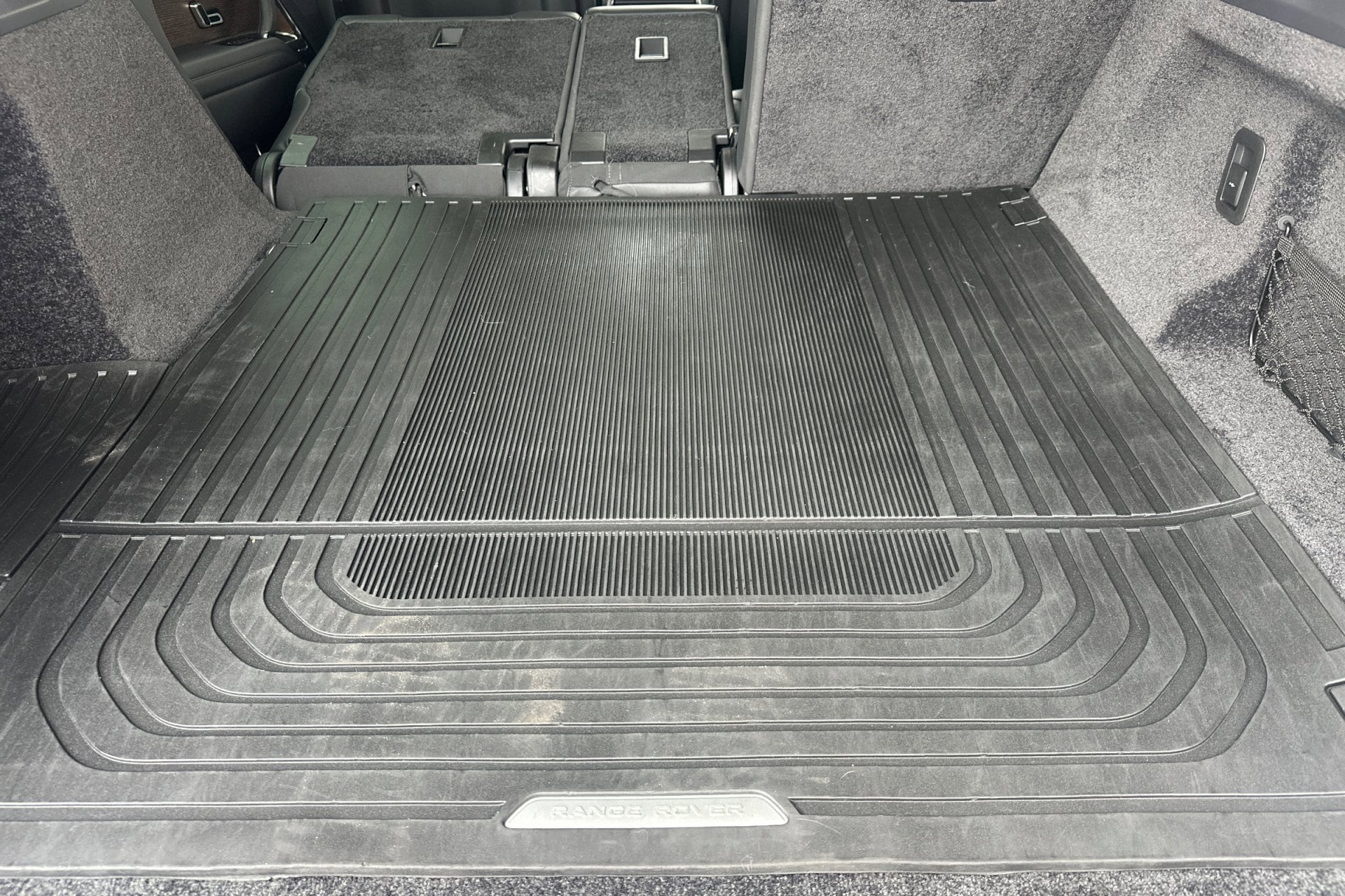 2023 Land Rover Range Rover SE - Photo 18