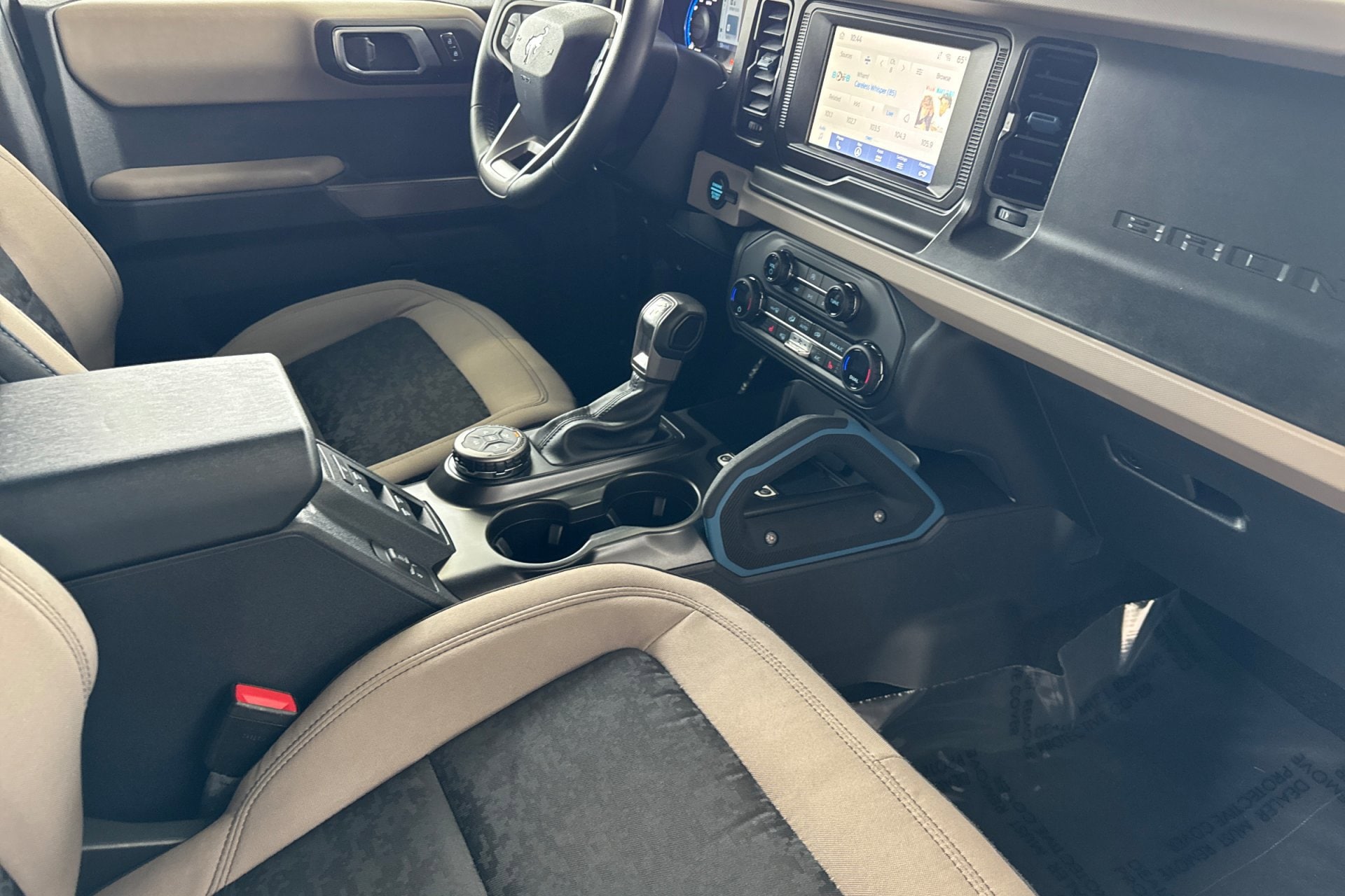 2023 Ford Bronco 4-Door Wildtrak - Photo 18