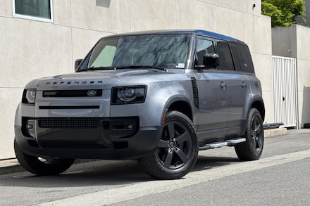 2024 Land Rover Defender SE SUV