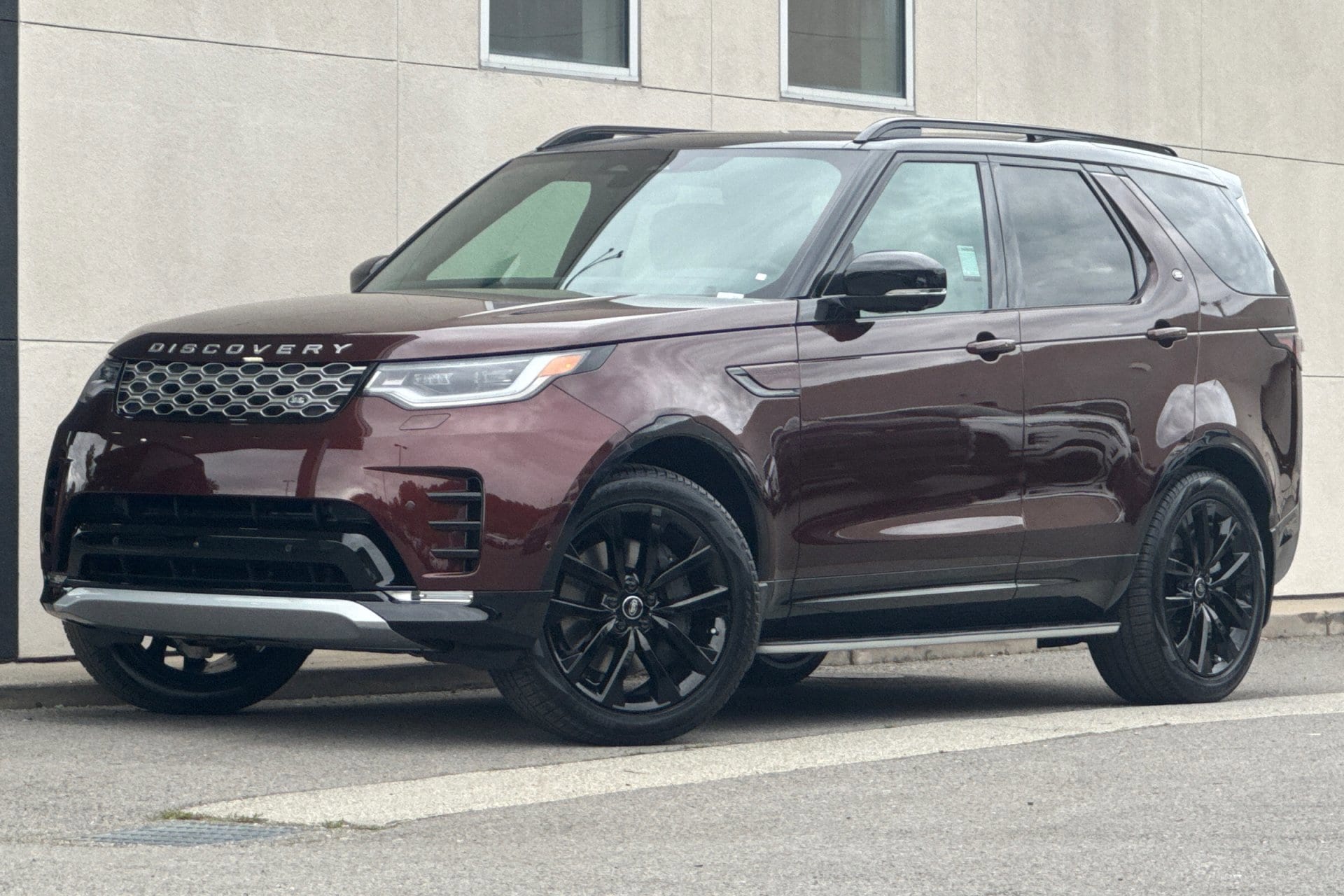 2026 Land Rover Discovery Gemini Edition