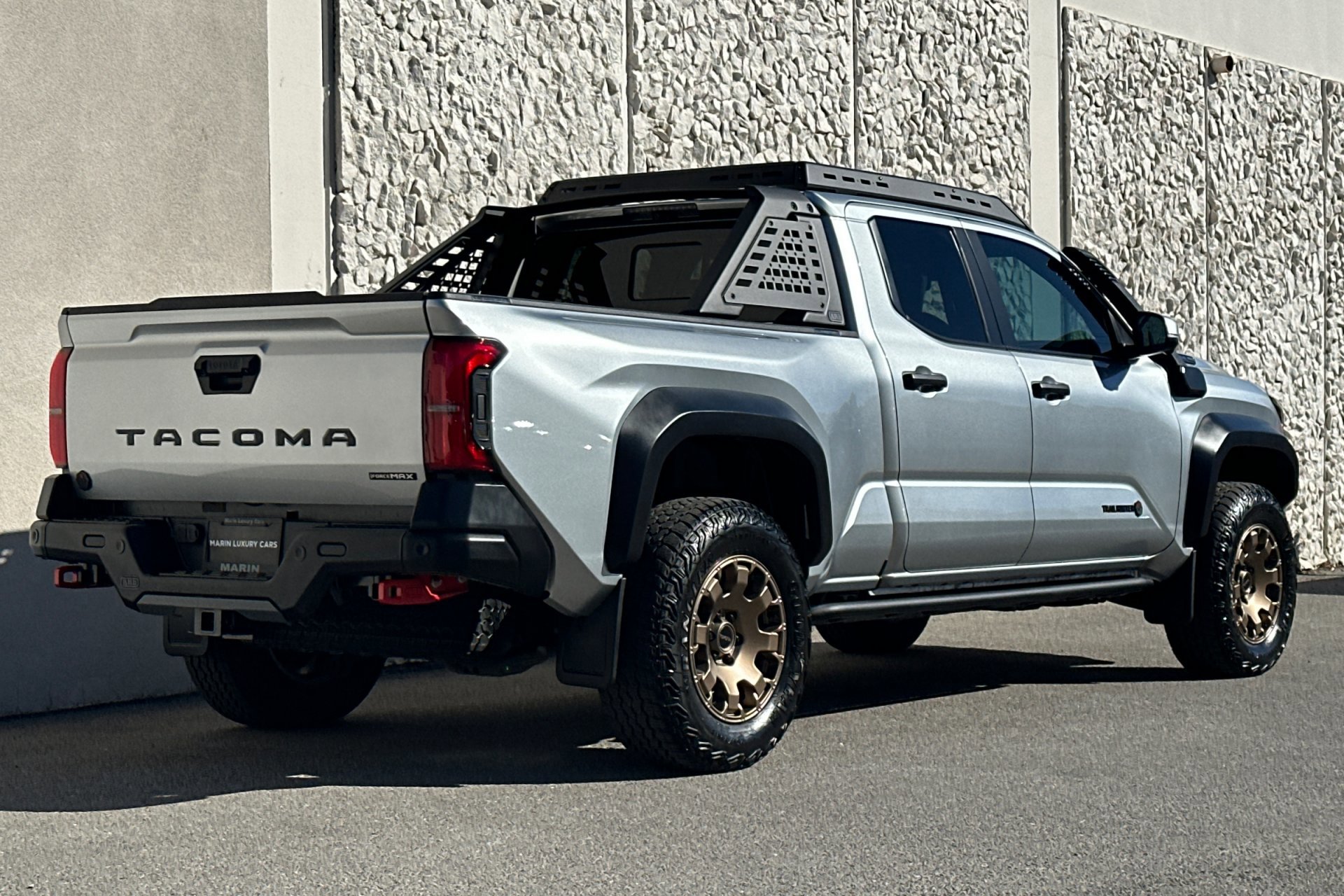 2024 Toyota Tacoma Trailhunter Double Cab photo 2