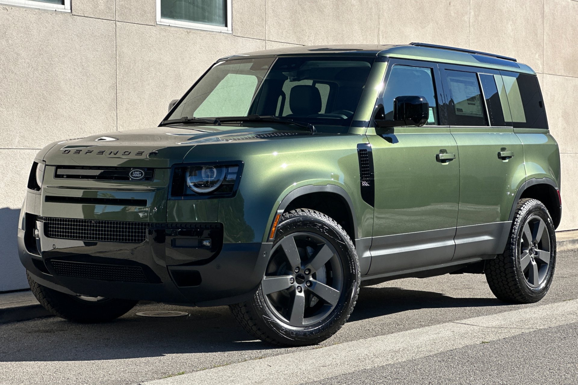 2026 Land Rover Defender 110