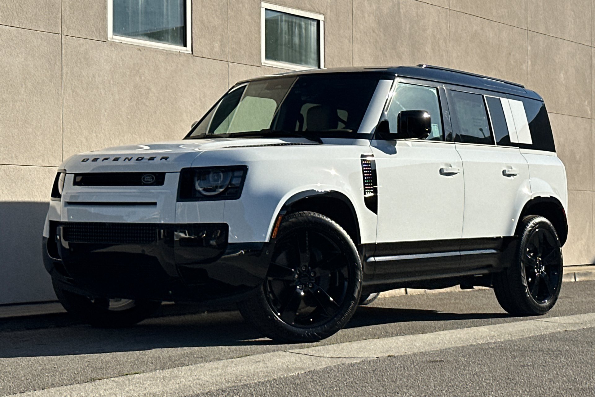 2026 Land Rover Defender 110