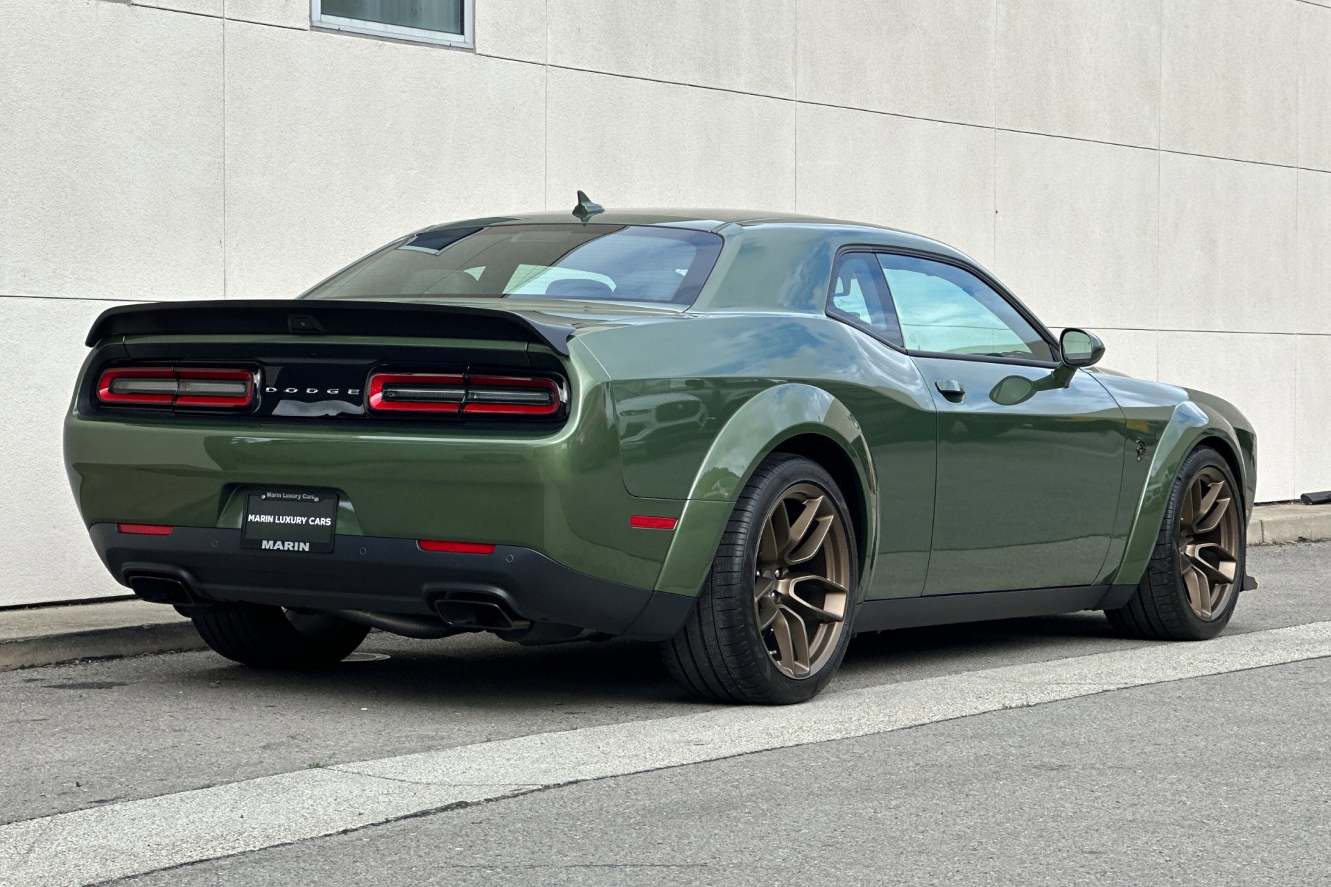 2023 Dodge Challenger SRT8 Hellcat Redeye Widebody photo 2