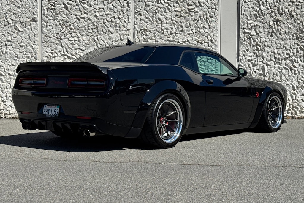 2019 Dodge Challenger SRT8 Hellcat Widebody photo 2