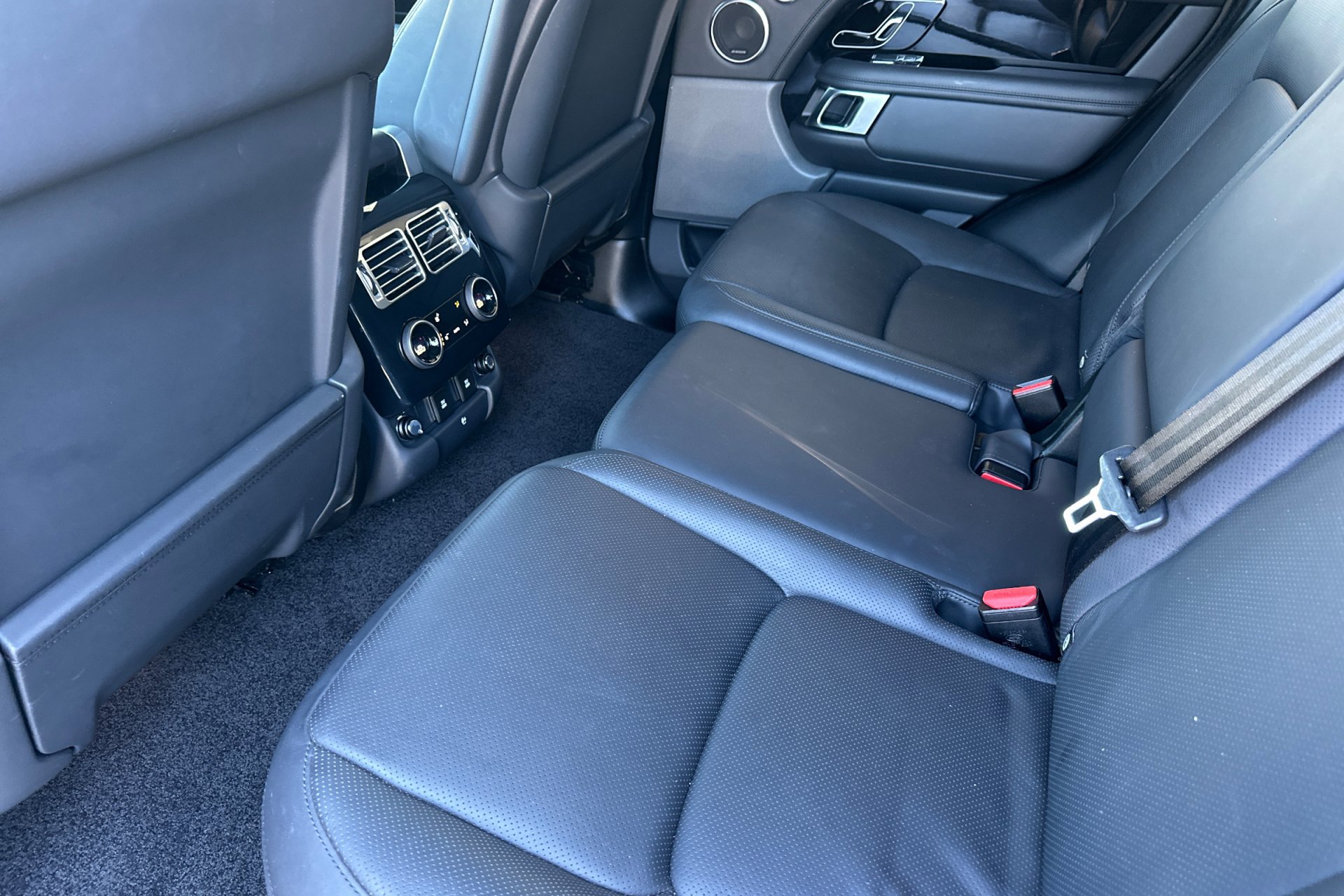 2019 Land Rover Range Rover SuperCharged photo 4