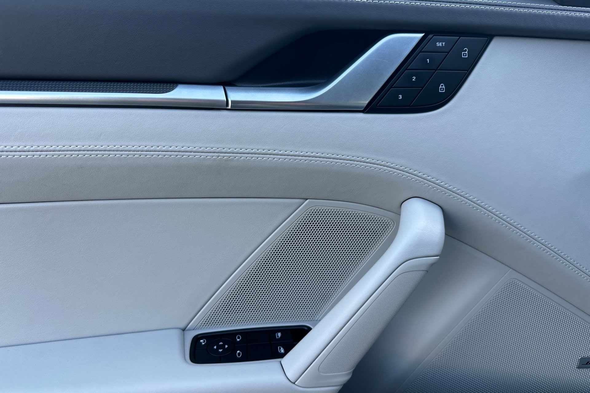 2022 Porsche 911 - Photo 14