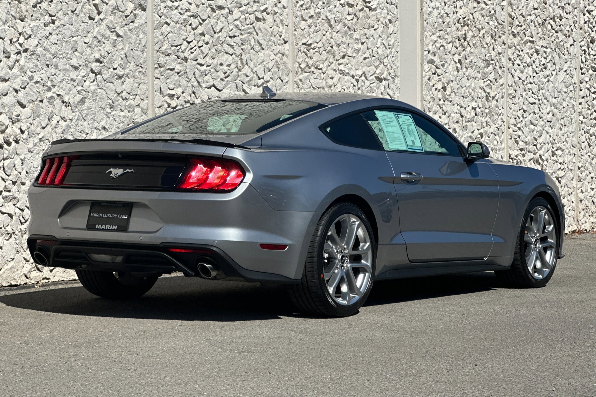 2021 Ford Mustang EcoBoost photo 2
