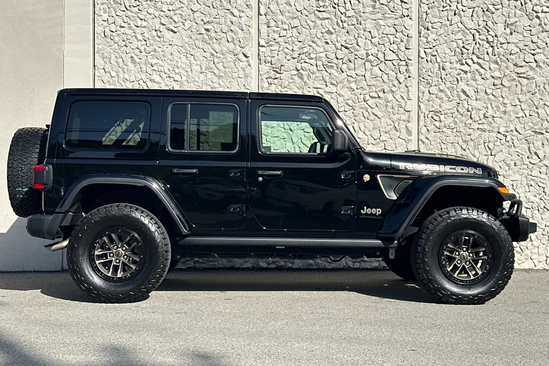 2024 Jeep Wrangler 4-Door Rubicon 392 Final Edition - Photo 8