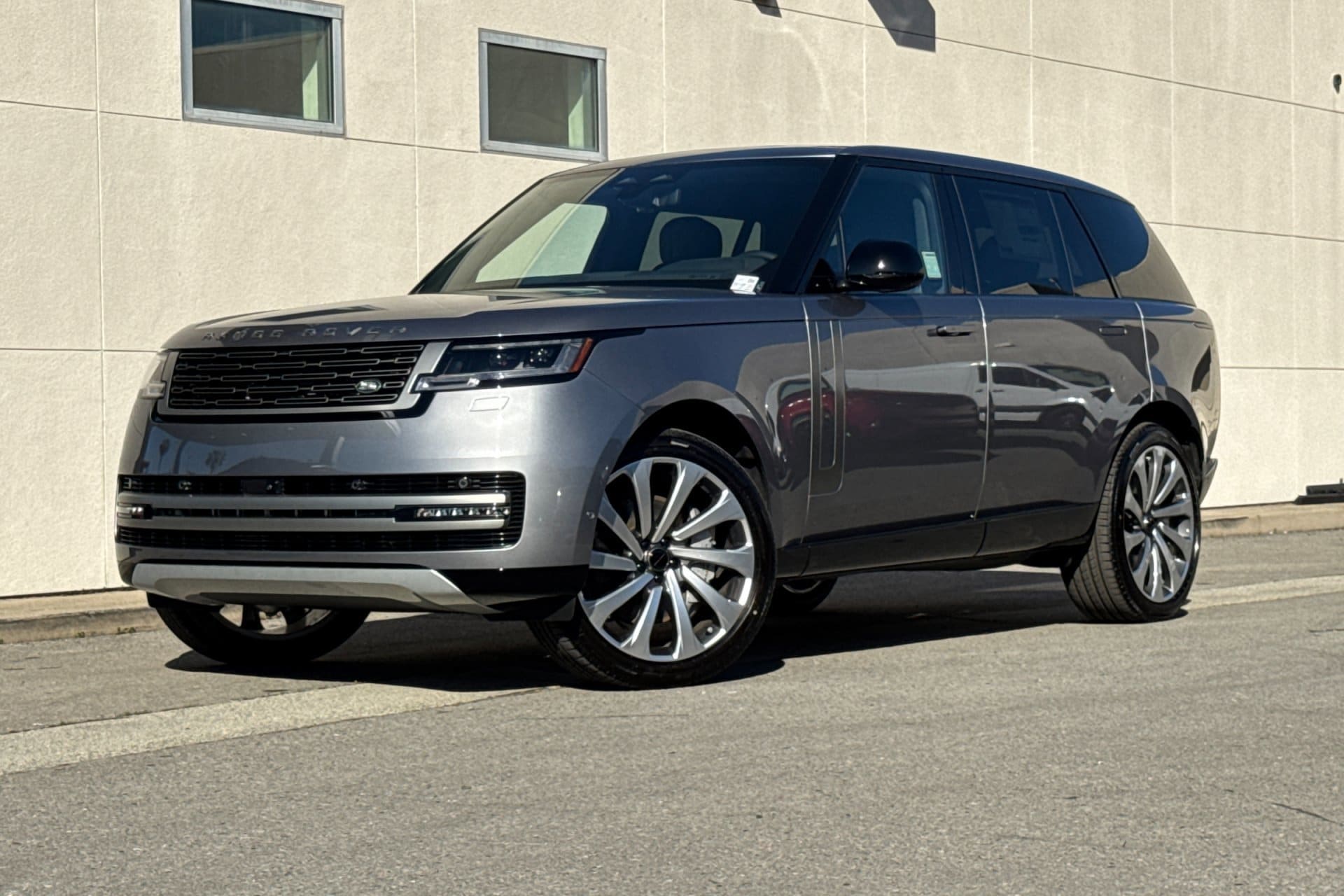 2026 Land Rover Range Rover SE