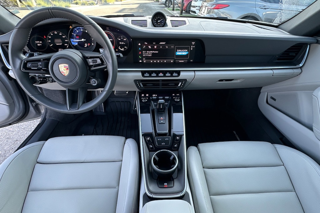 2022 Porsche 911 4S Coupe photo 3