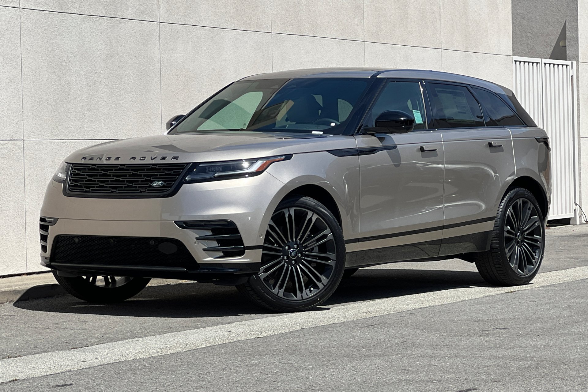 2026 Land Rover Range Rover Velar