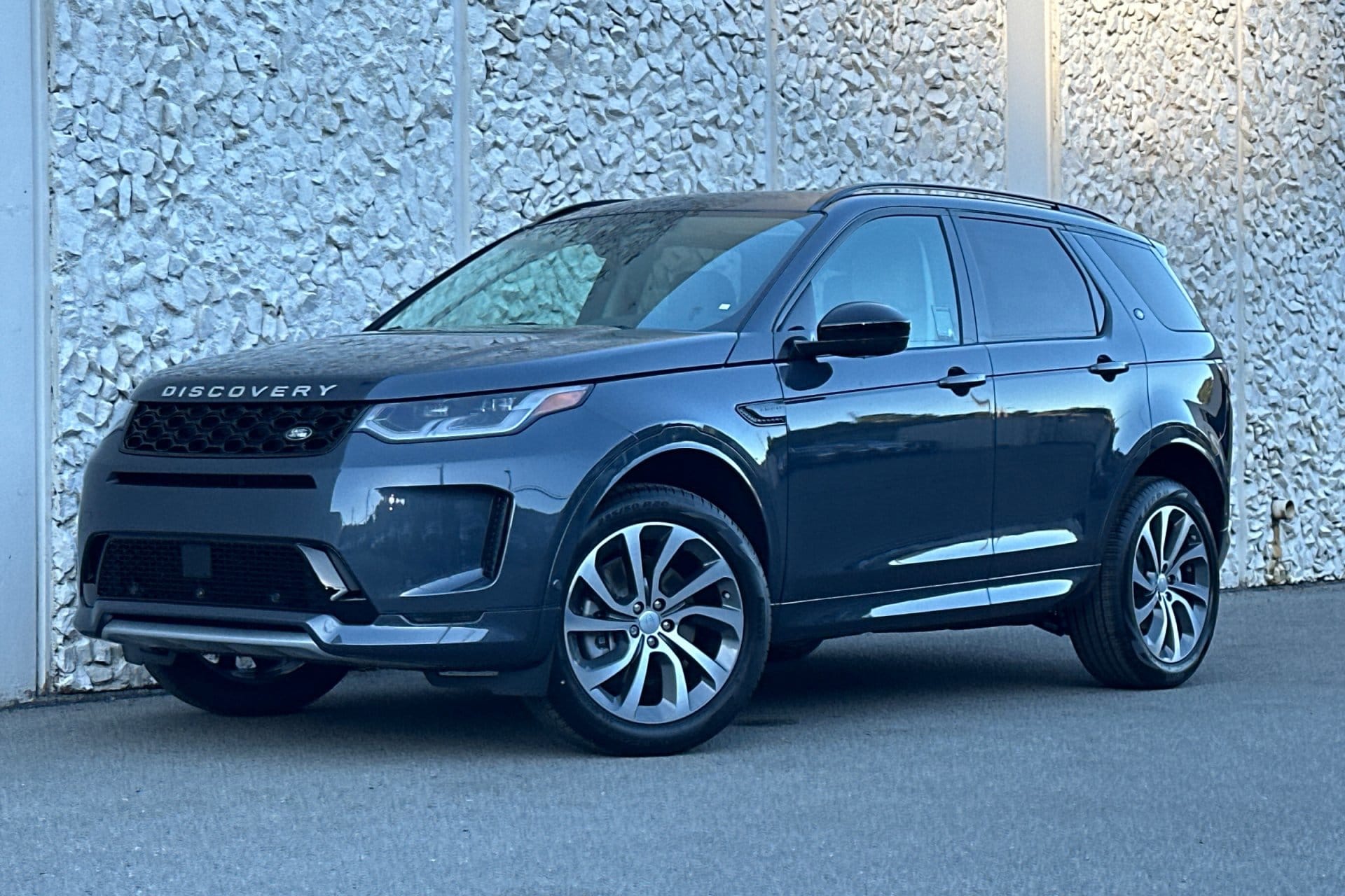 2025 Land Rover Discovery Sport S