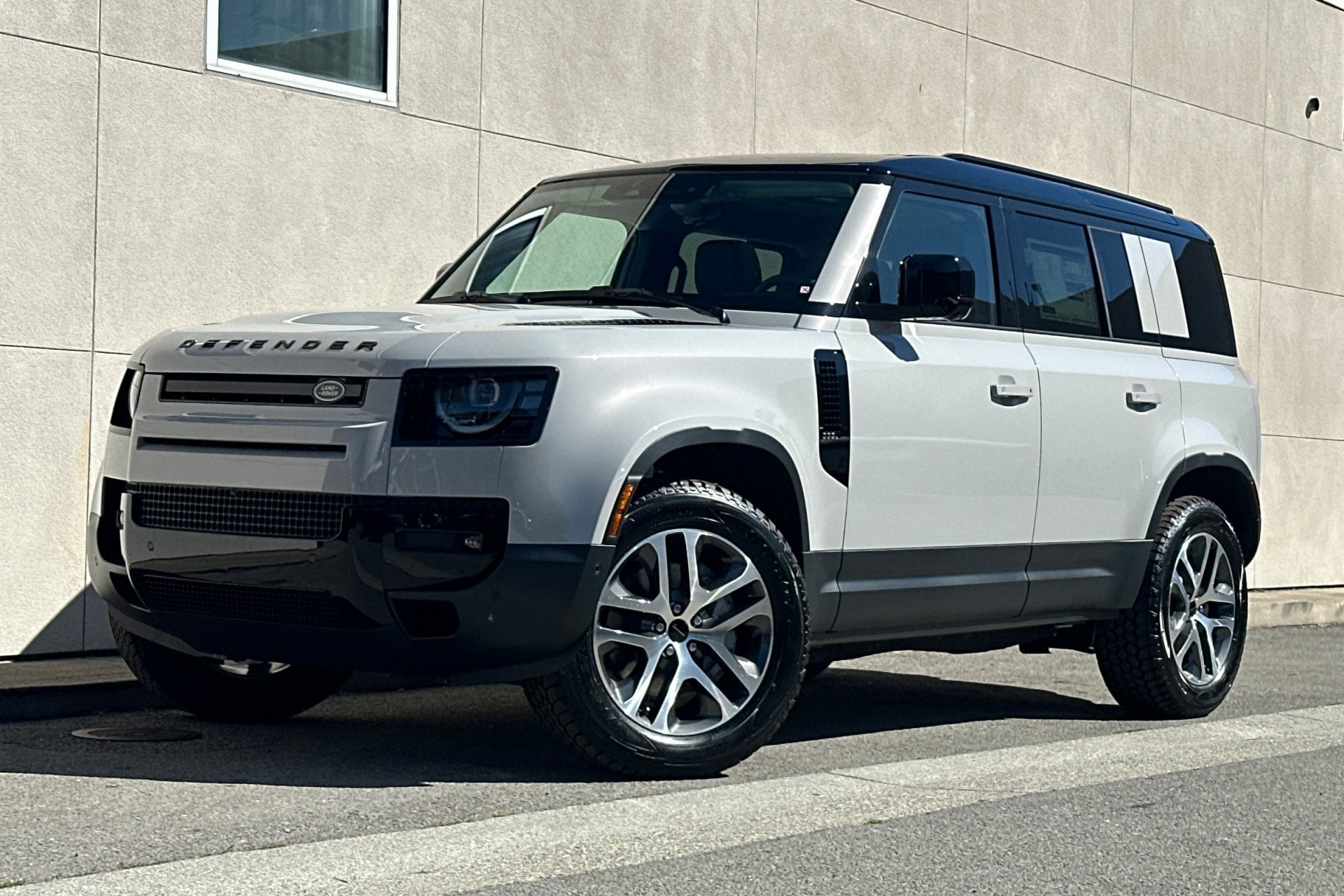 2026 Land Rover Defender