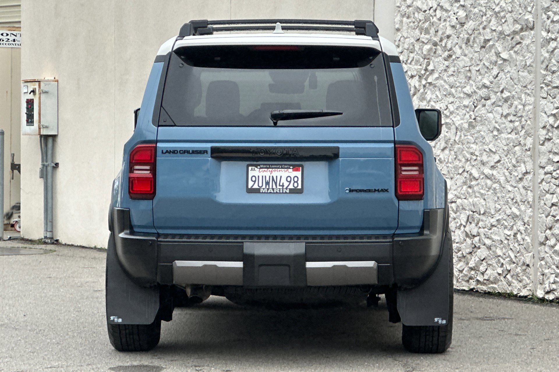 2025 Toyota Land Cruiser photo 6