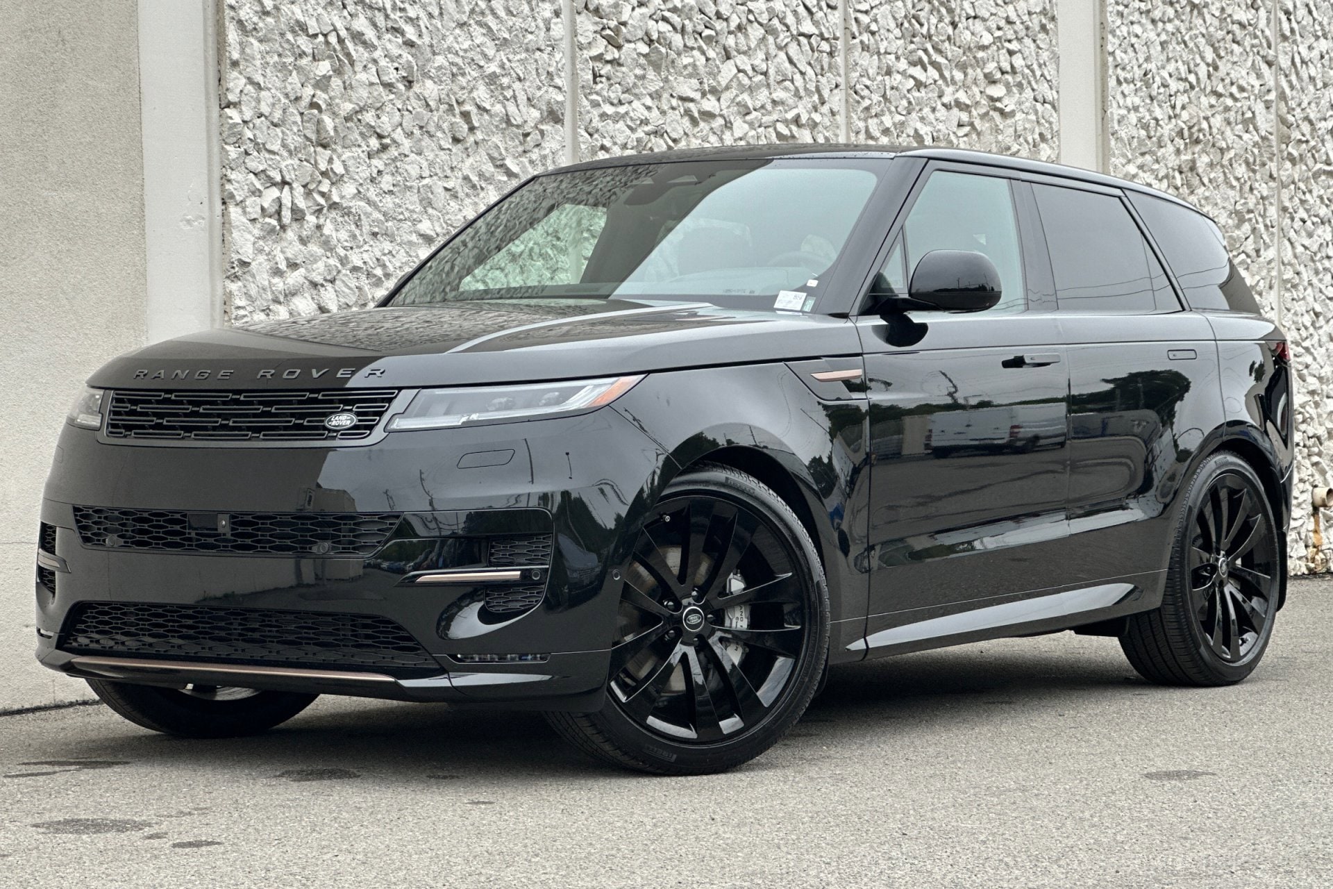 2025 Land Rover Range Rover Sport Dynamic SE's photo