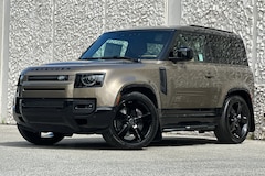 2025 Land Rover Defender 90 X-Dynamic SE SUV