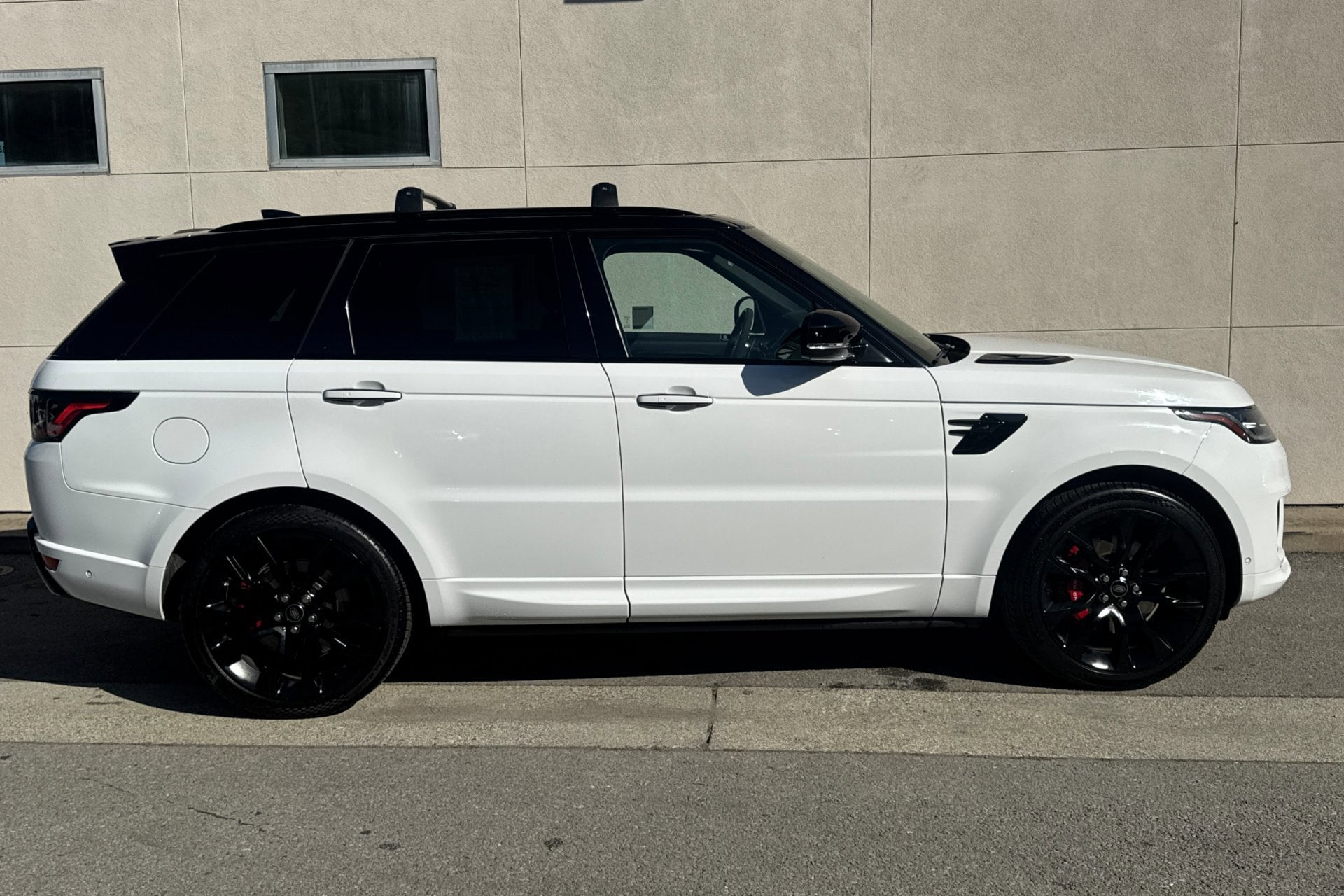 2022 Land Rover Range Rover Sport HST photo 3