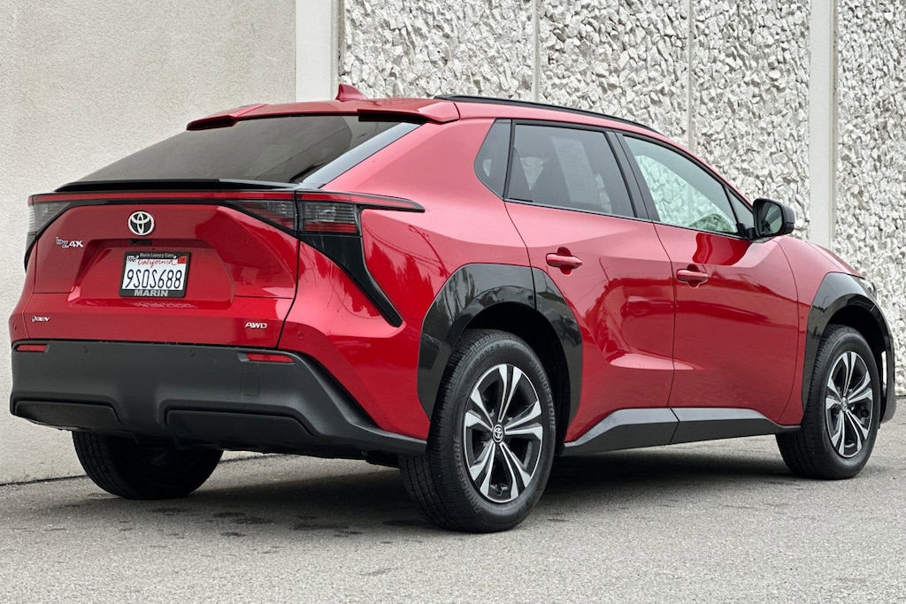 Used 2024 Toyota bZ4X XLE AWD SUV