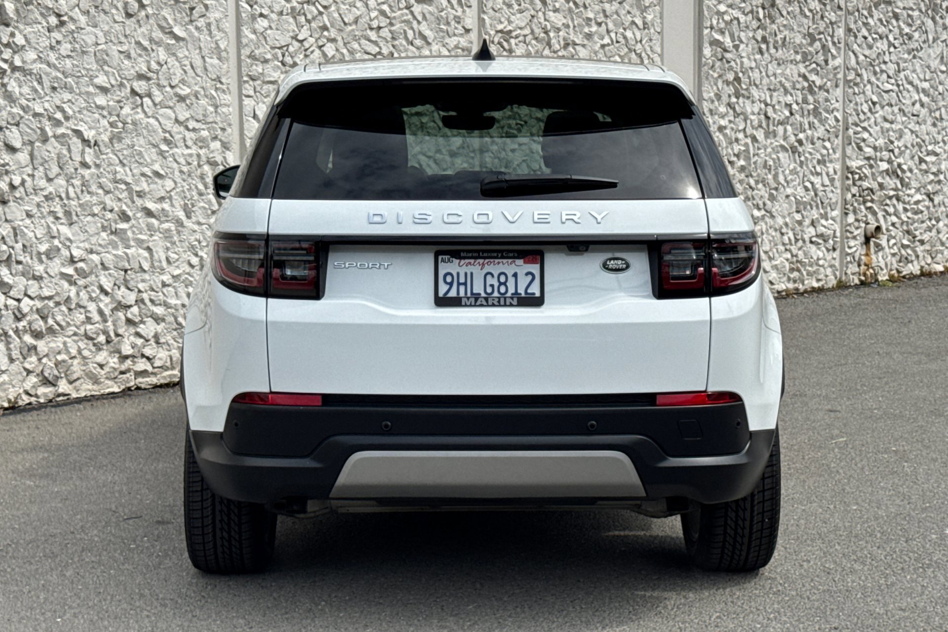 2023 Land Rover Discovery Sport SE photo 6