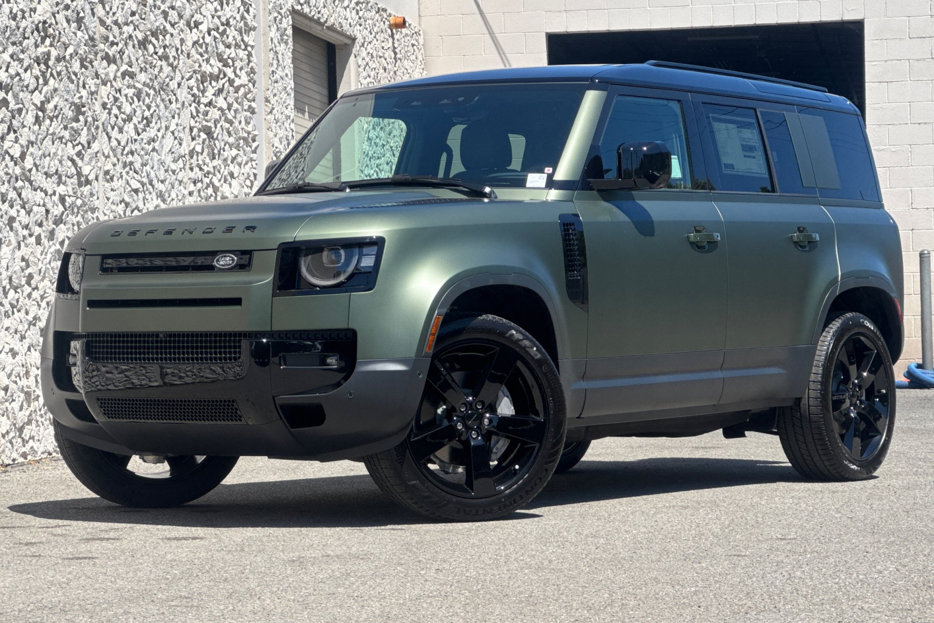 2026 Land Rover Defender 110