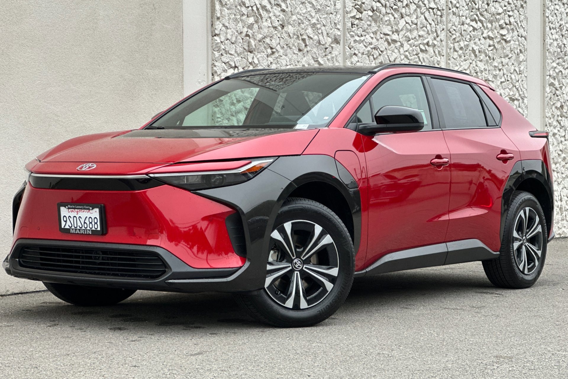 2024 Toyota bZ4X XLE's photo