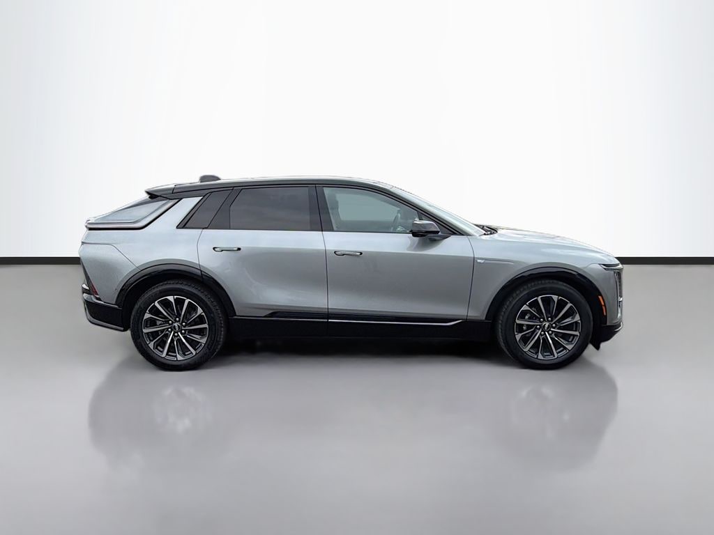 New 2025 CADILLAC LYRIQ Sport 1 SUV