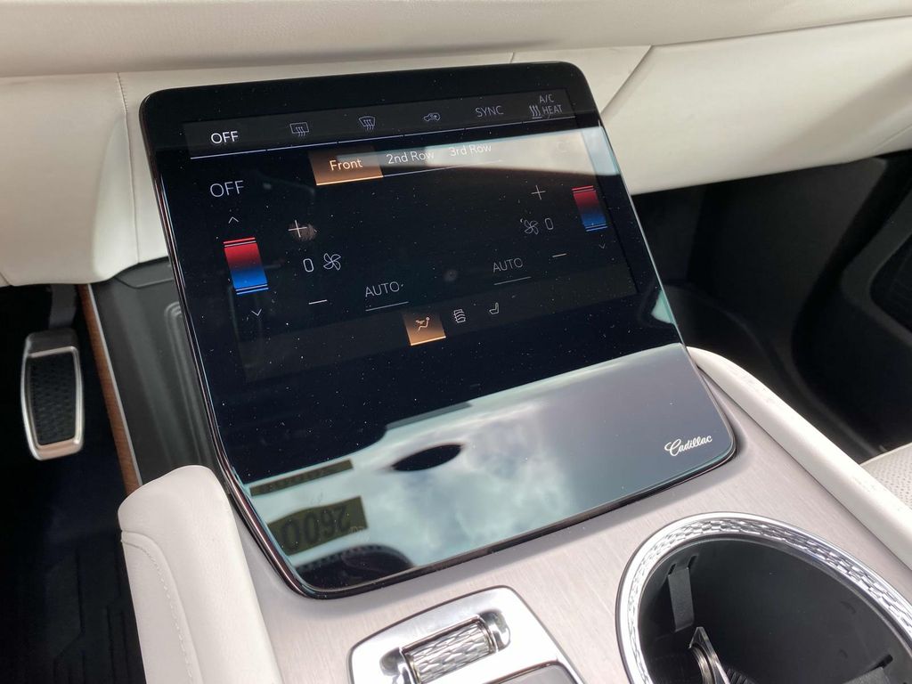 2026 Cadillac VISTIQ Luxury - Photo 15